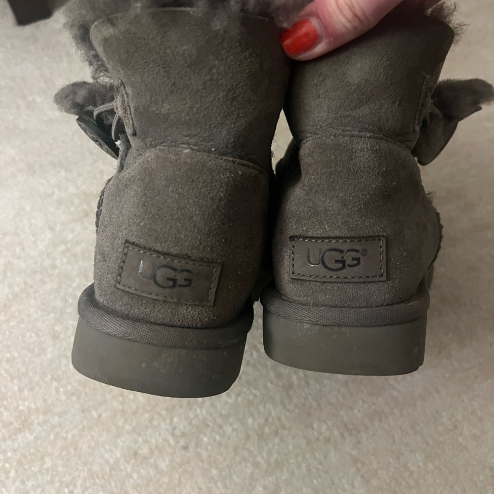 UGG Short Suede Boots - Gray